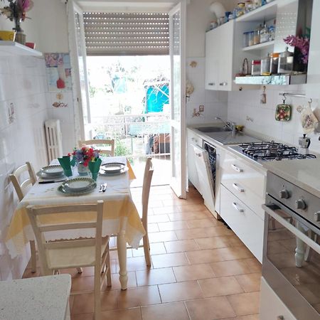 La Casa Di Vittoria Apartment Rapallo Bagian luar foto